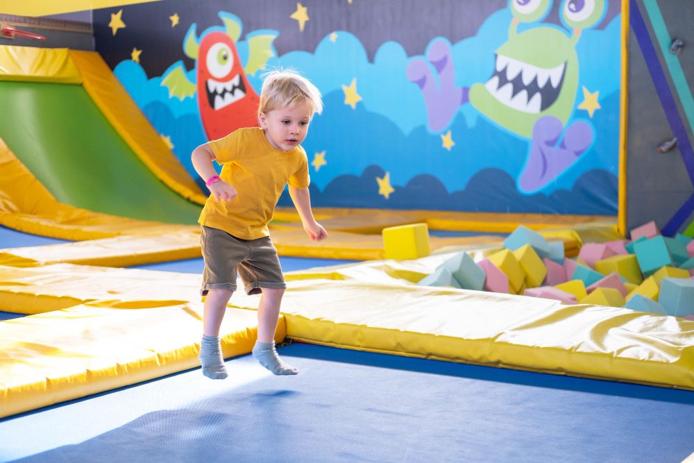 How to start a bounce house rental business in 2023?